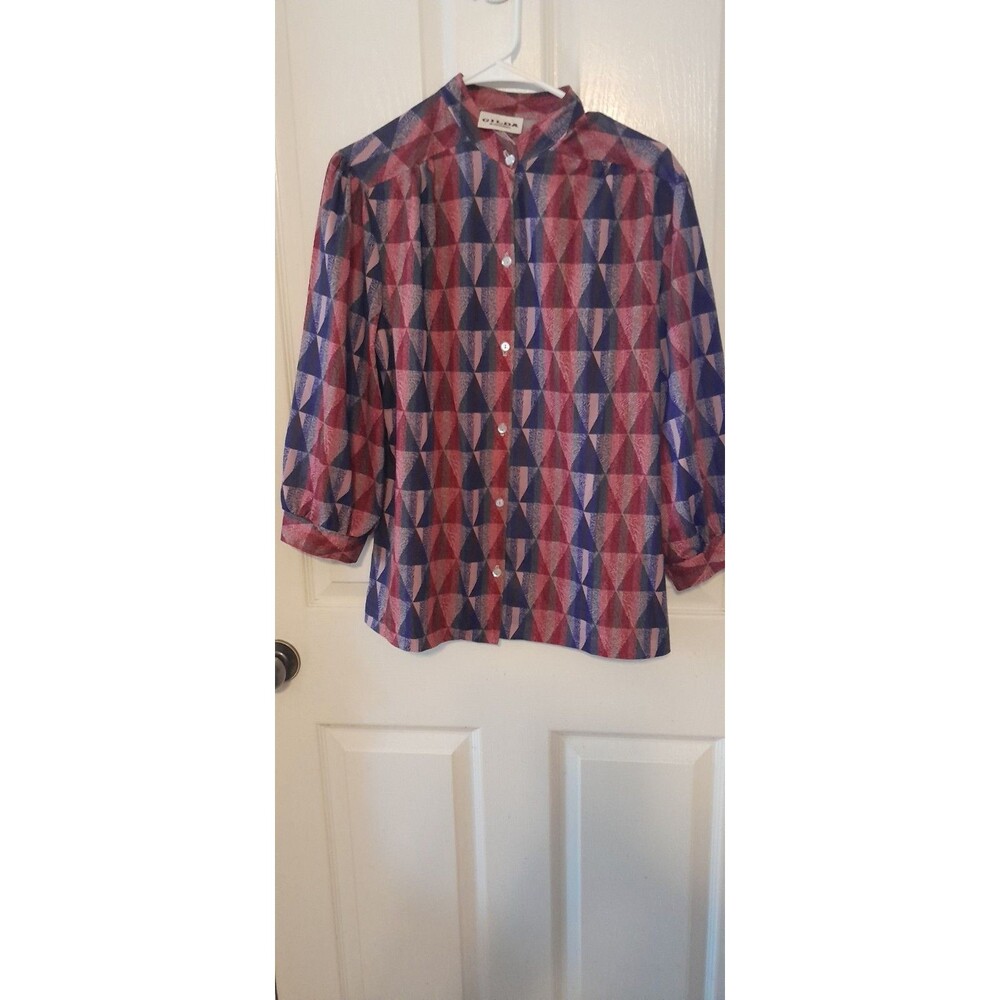 Vintage 80s Zilda Geometric Design Button Down Blouse. Pit 42". B43